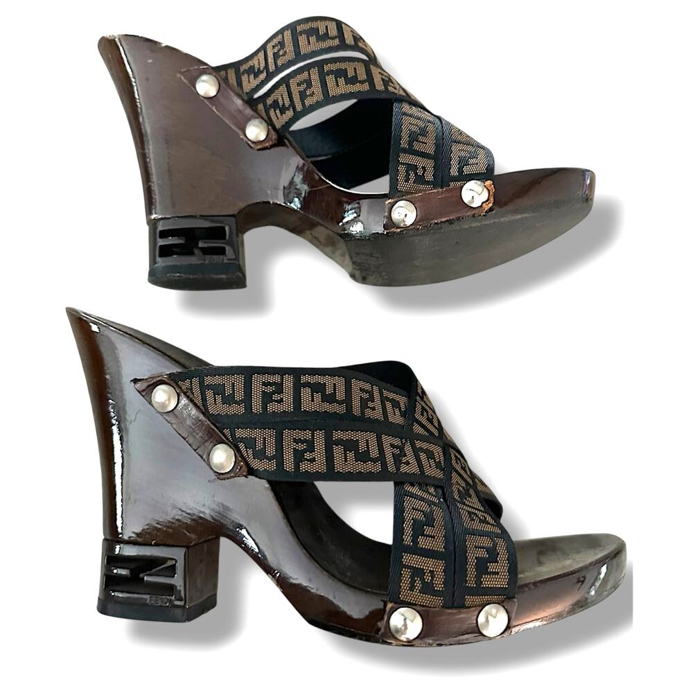 Vintage Fendi Zucca Canvas Wooden Heel Mules Iconic Y2K size 37.  PLEASE READ